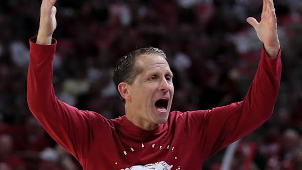 Razorbacks coach Eric Musselman on sidelines against UNC Wilmington